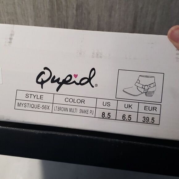 NWT Qupid Faux Snakeskin Fashion Boots Booties Sz 6.5 - Picture 3 of 9